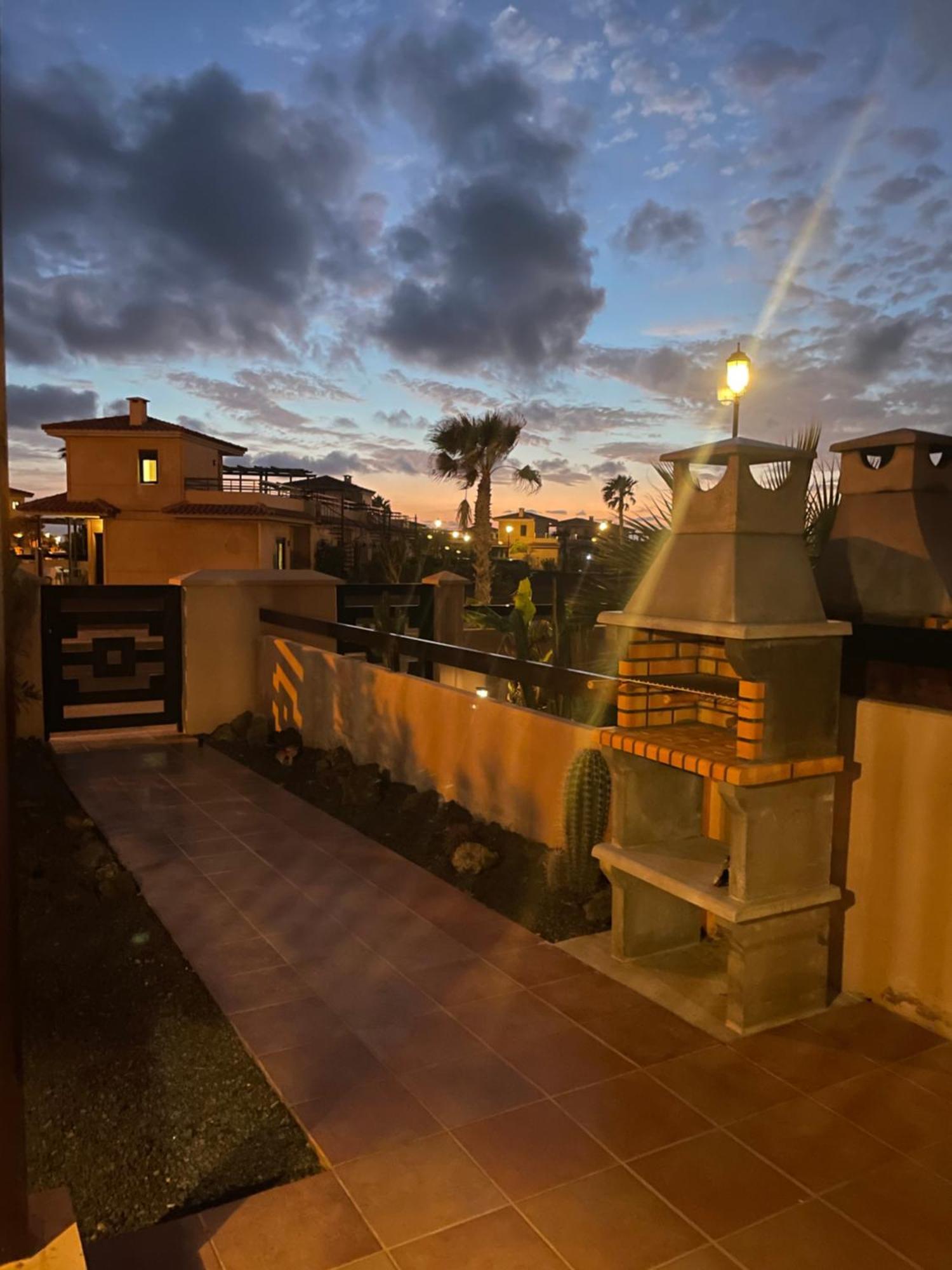 דירות לאחארס El Hierro House מראה חיצוני תמונה